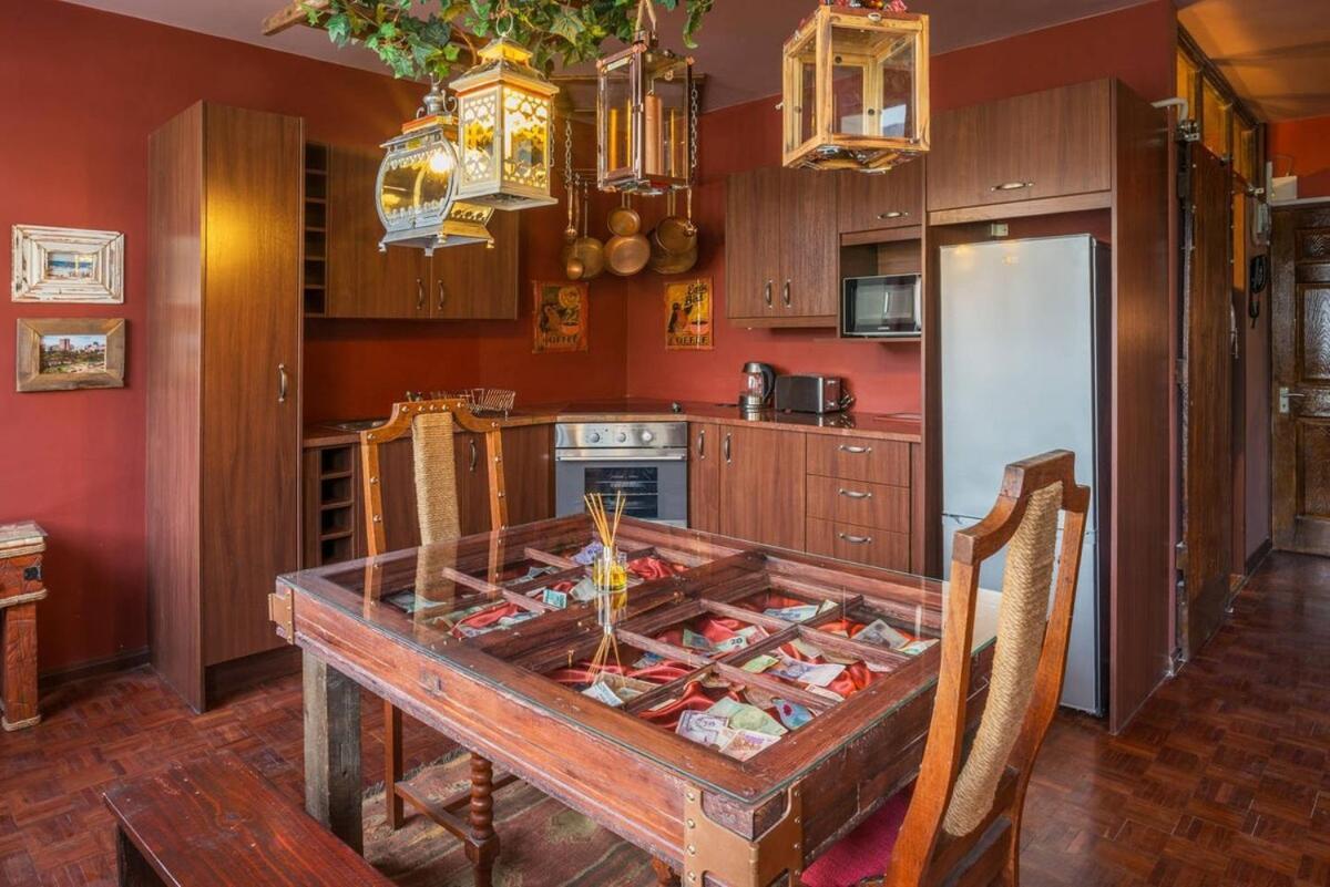 Apartment Unique Character Amazing Mountain View